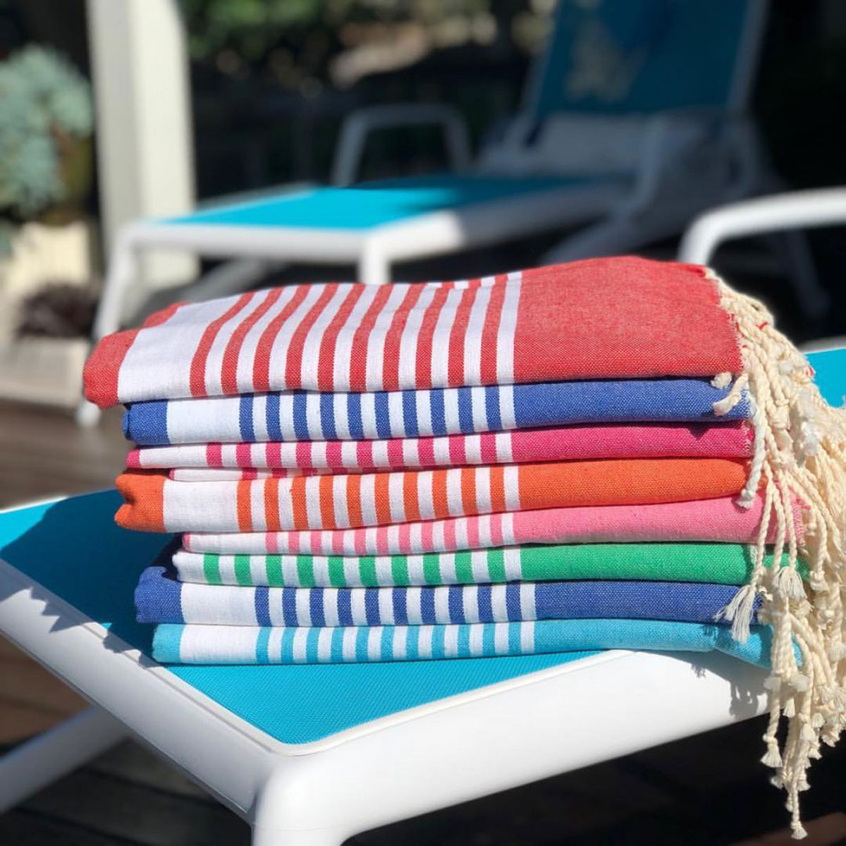 Fouta Tunisienne en France – Acheter une fouta – Fouta serviette – 3 Bienfaits de la serviette fouta pour la peau : style bohème et déco méditerranéenne